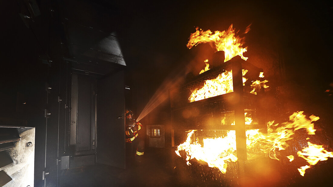 ifa_FW_024_IFA_025.jpg ifa_FW_024_IFA_025.jpg