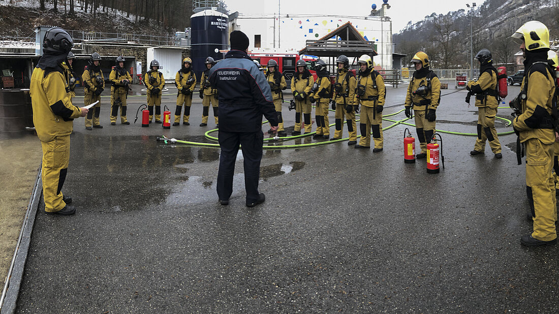 ifa_FW_034_WBK-Instruktoren_7.jpg ifa_FW_034_WBK-Instruktoren_7.jpg