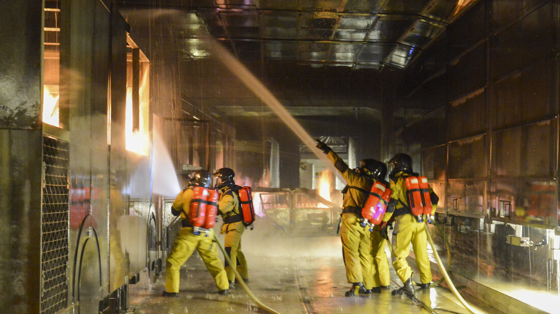 ifa_UNS_004_swr129.jpg ifa_UNS_004_swr129.jpg